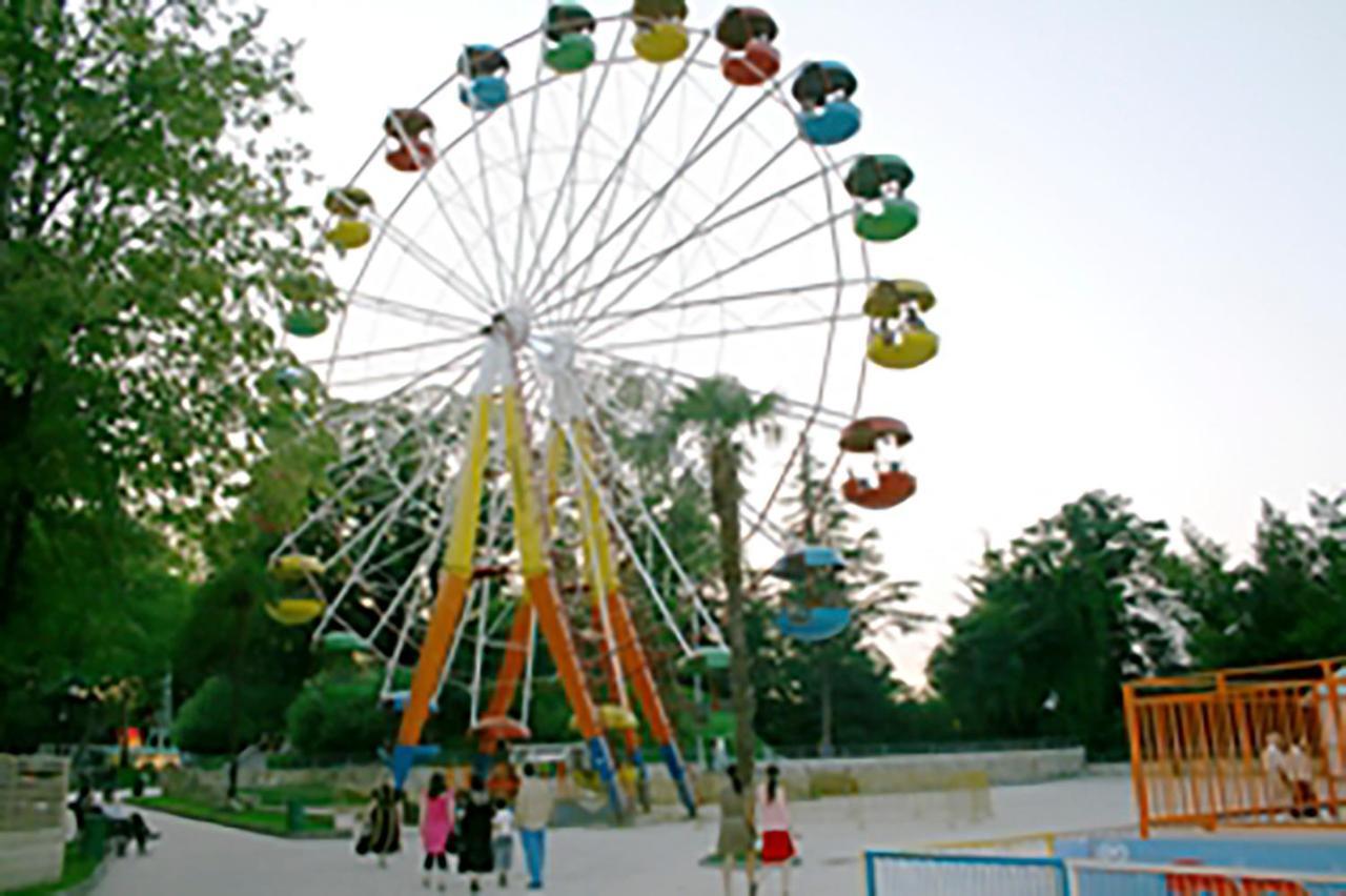 Park Hotel Кутаиси Екстериор снимка
