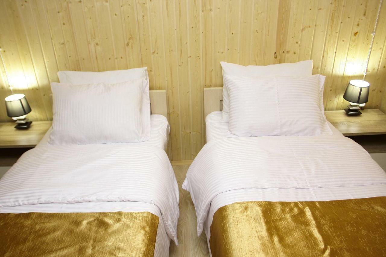 Park Hotel Кутаиси Екстериор снимка