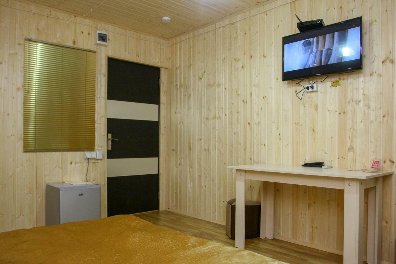 Park Hotel Кутаиси Екстериор снимка