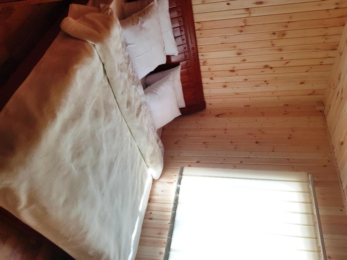 Park Hotel Кутаиси Екстериор снимка